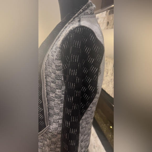 Anthropologie Saturday Sunday oversized XS cardigan sweater - Picture 8 of 9